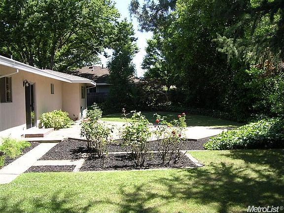 4th image of 4660 Chancery Way