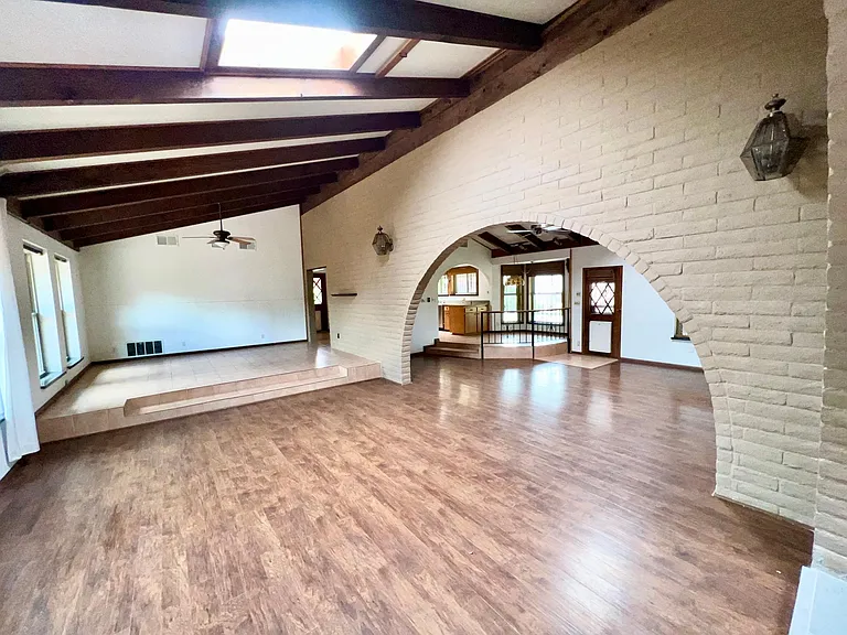 1528 Camino Cerrito SE — Photo 10