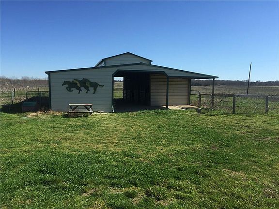 3rd image of 6492 County Road 140