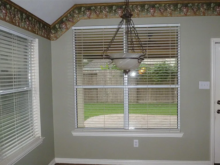 4823 Cypress Spring Dr — Photo 13