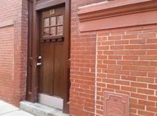 160 Prince St APT 4R, Boston, MA 02113
