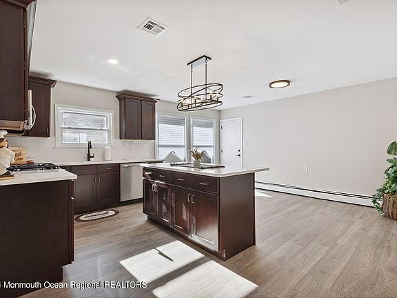 4th image of 240 N Barbados Drive
