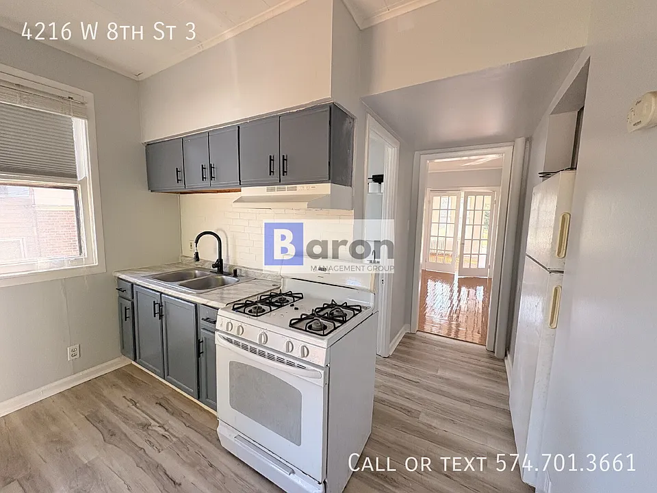 4216 W 8th St #3