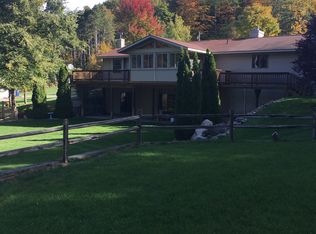 4100 S Woodshire Ln, Suttons Bay, MI 49682