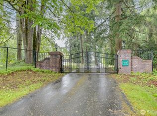 1018 254th Ave NE, Sammamish, WA 98074