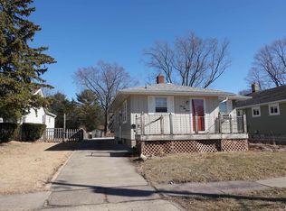 1357 Willard St, Galesburg, IL 61401