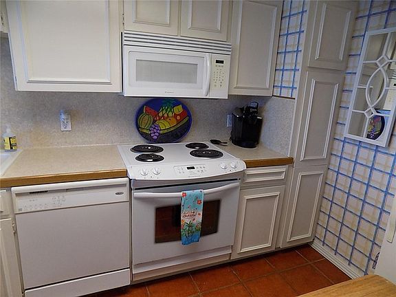 4th image of 4000 Surfside Blvd APT 304