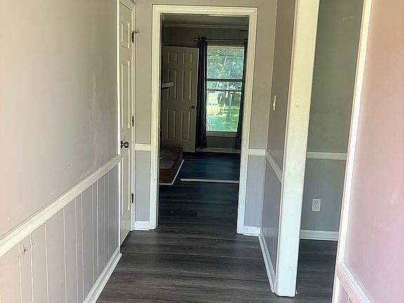 2nd image of 207 11th St