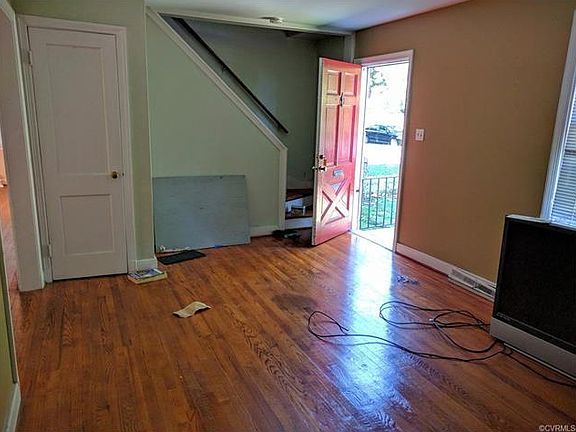 4th image of 6401 Crescent Pkwy