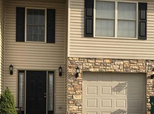 24 Casey Ln, Hurricane, WV 25526