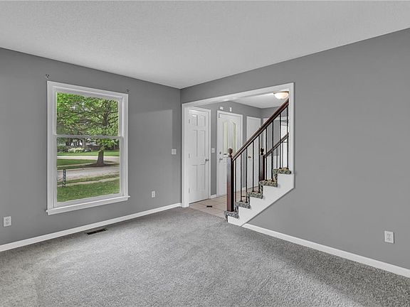5th image of 8535 N Overland Dr