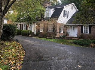 2868 Dunbarton Ave NW, Canton, OH 44708