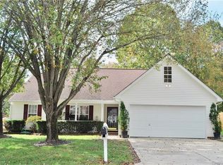 278 Sweetmartha Dr, Mooresville, NC 28115