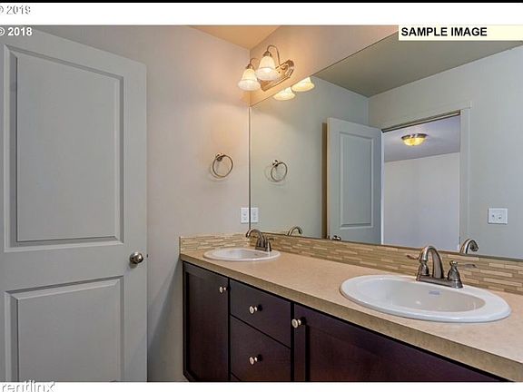 3rd image of 11533 NE 125th Ave