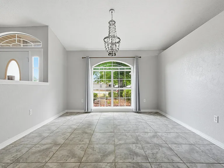 123 Steeplechase Dr — Photo 5