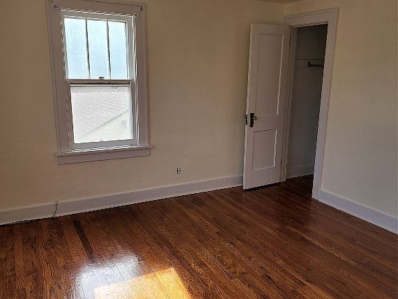 3rd image of 311 E Edwards St