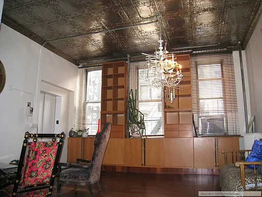 Rented by Bond New York | media 44