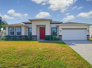 1112 NE 19th St, Cape Coral, FL 33909