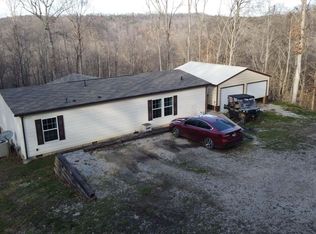 360 Creekvue Ln, Robbins, TN 37852