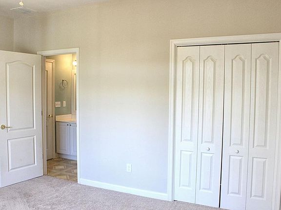 4th image of 34341 Summerlyn Dr APT 313