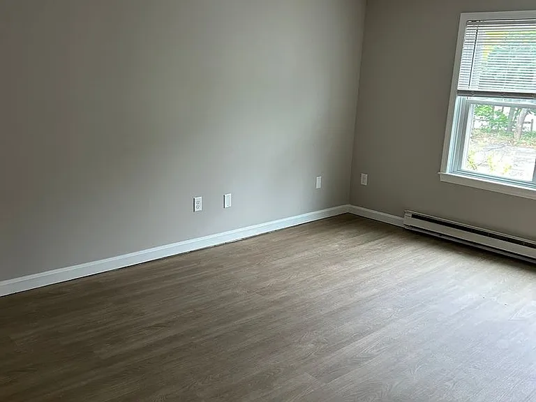 192 York St — Photo 5