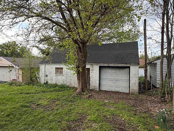 5th image of 305 W Virginia Ave