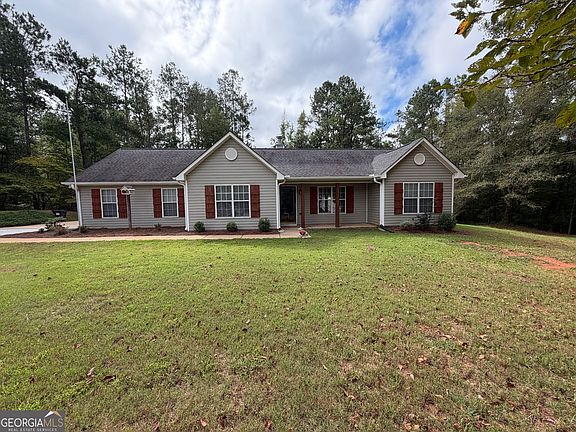 3rd image of 301 Wolf Creek Pl