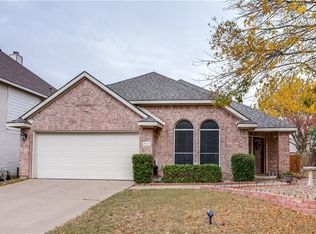 5521 Murton Pl, Fort Worth, TX 76137