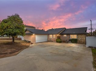 45 Cardinal Ln, Redlands, CA 92374