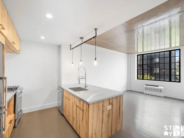 72 Box Street image 1 of 13