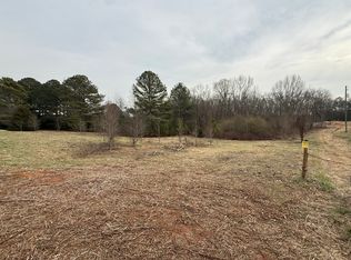 805 Tarpkins Rd, Commerce, GA 30530