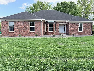 4 Sebring Rd — exterior photo