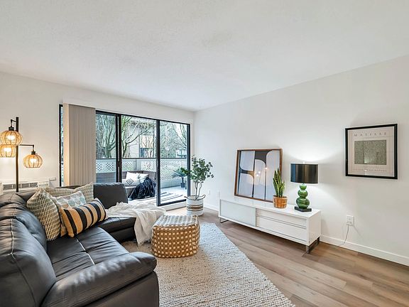 3rd image of 15020 N Bluff Rd #107