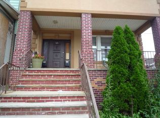635 Avenue E, Bayonne, NJ 07002