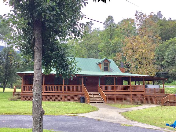 Circular drive & Log Cabin