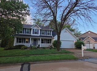 438 Beacon Point Ln, Grover, MO 63040