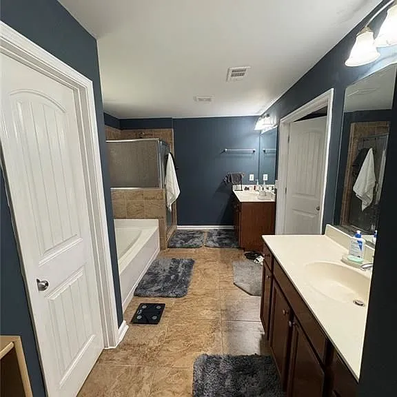 180 Village Green Ct #A — Photo 13