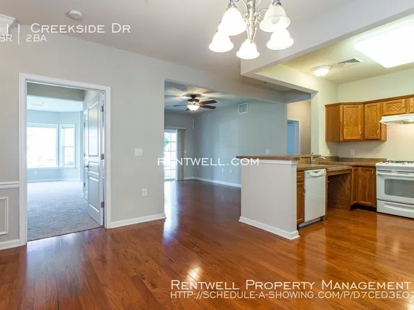 811 Creekside Dr Unit 87, Brookhaven, PA 19015