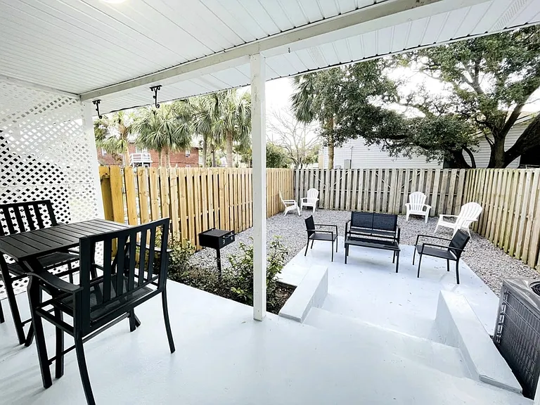 402 15th Ave S #3 — Photo 17