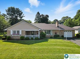91 Maple St, Macungie, PA 18062