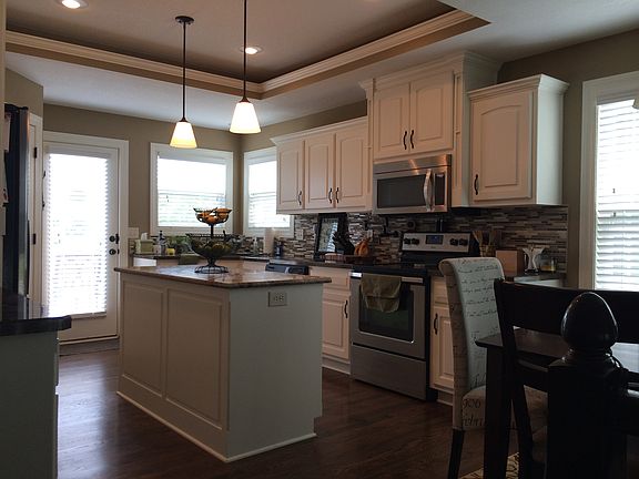 Eat In Kitchen