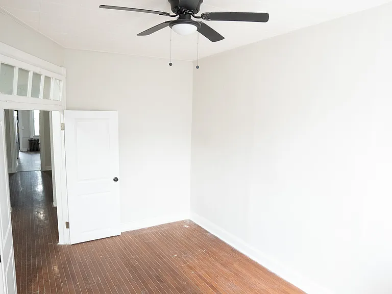 2704 Edmondson Ave — Photo 4