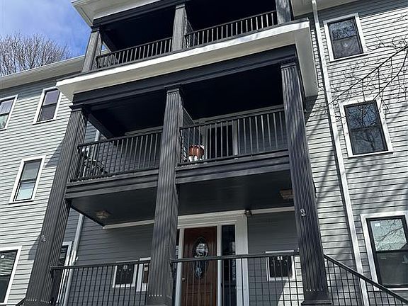 3rd image of 63 Waterhouse St