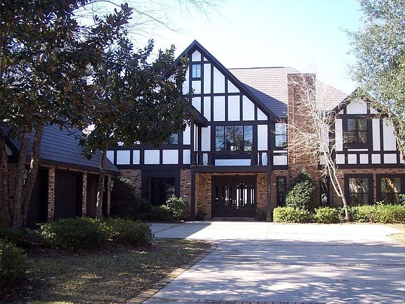 2nd image of 1367 Windward Ln