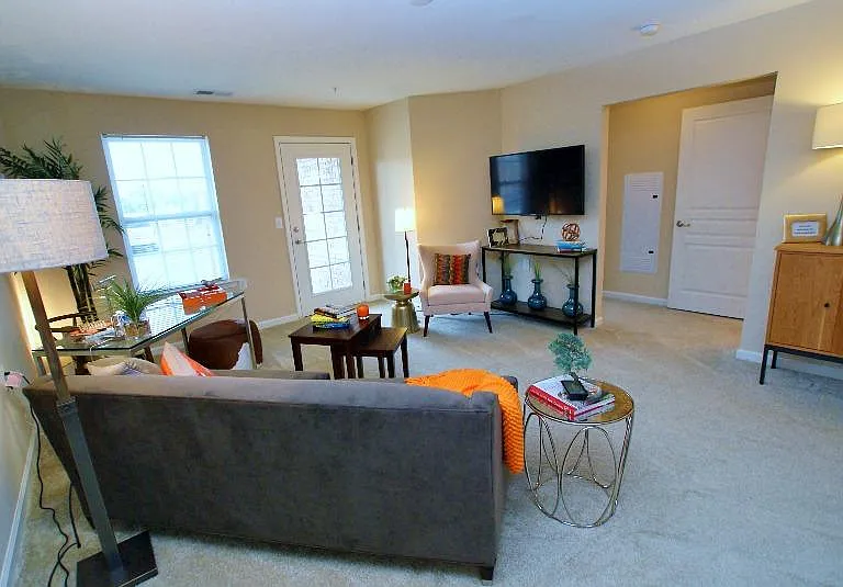 350 Covenant Blvd — Photo 12