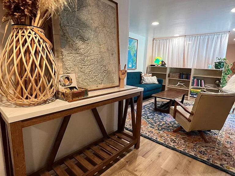 Entry way