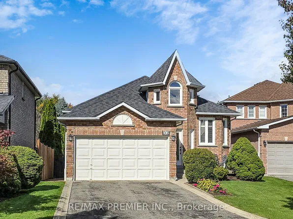 32 Veneto Dr, Vaughan, ON L4L 8X4
