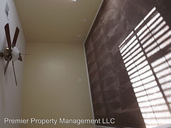 5th image of 7032 Manzanares Dr