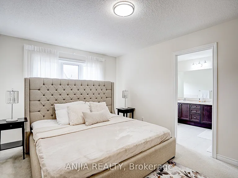 25 Collier Cres — Photo 23