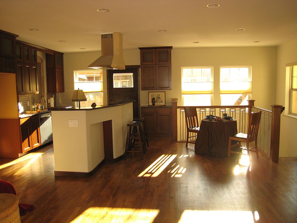 Beautiful hardwood flooring and natural sunlight!